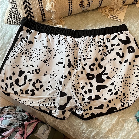 Adidas Black and White Climalite Active Shorts - Picture 5 of 6